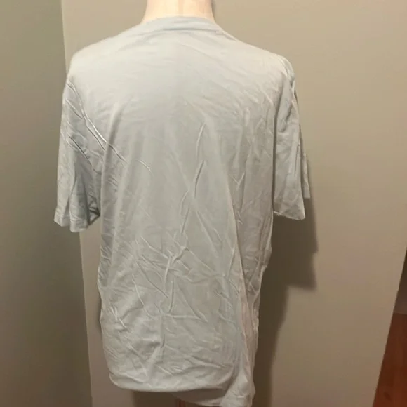 Hollister Men’s Light Blue Graphic T-Shirt - Picture 2 of 3